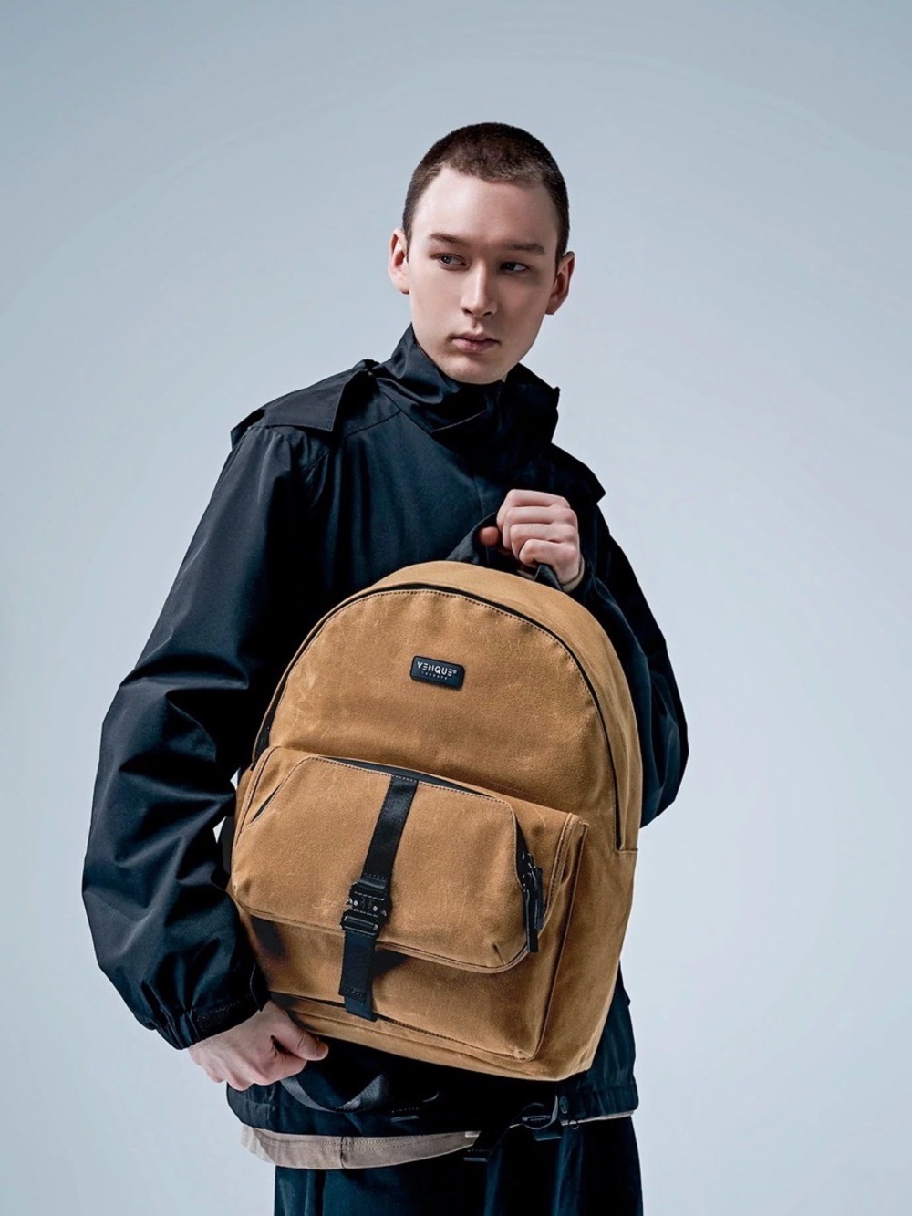 Venque Waxed Canvas Parker Backpack 23L
